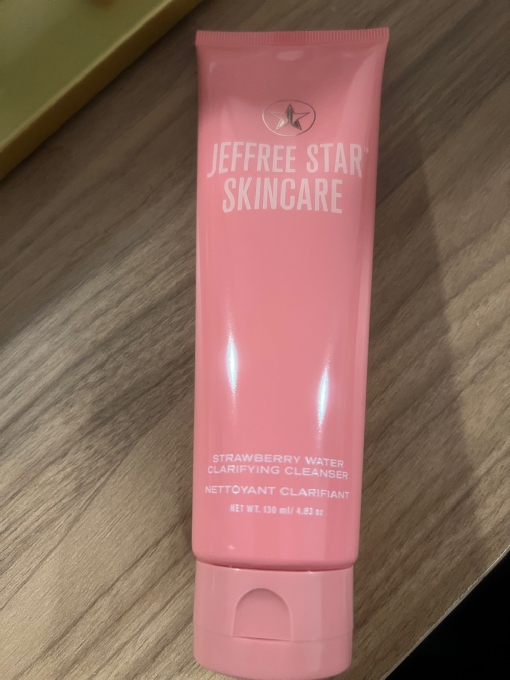 Jeffree Star Skincare Strawberry Water Clarifying Cleanser